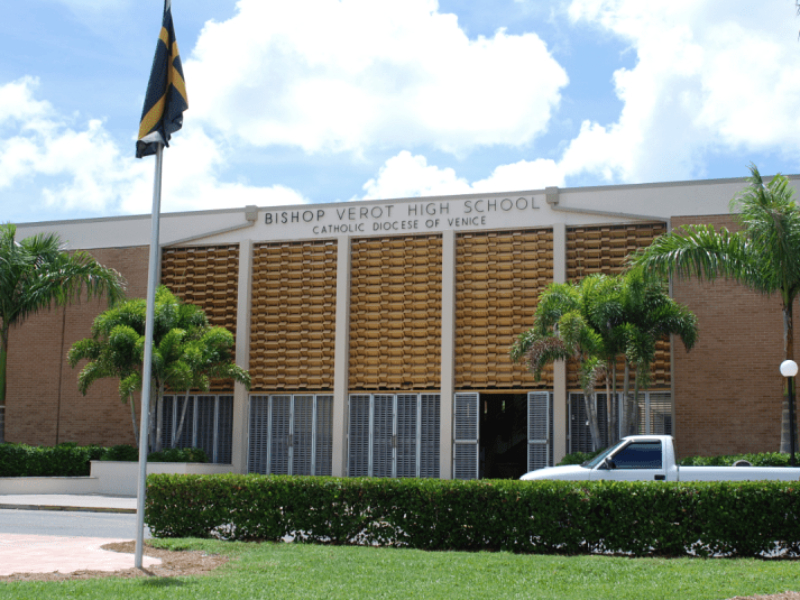 trường Bishop Verot Catholic High School